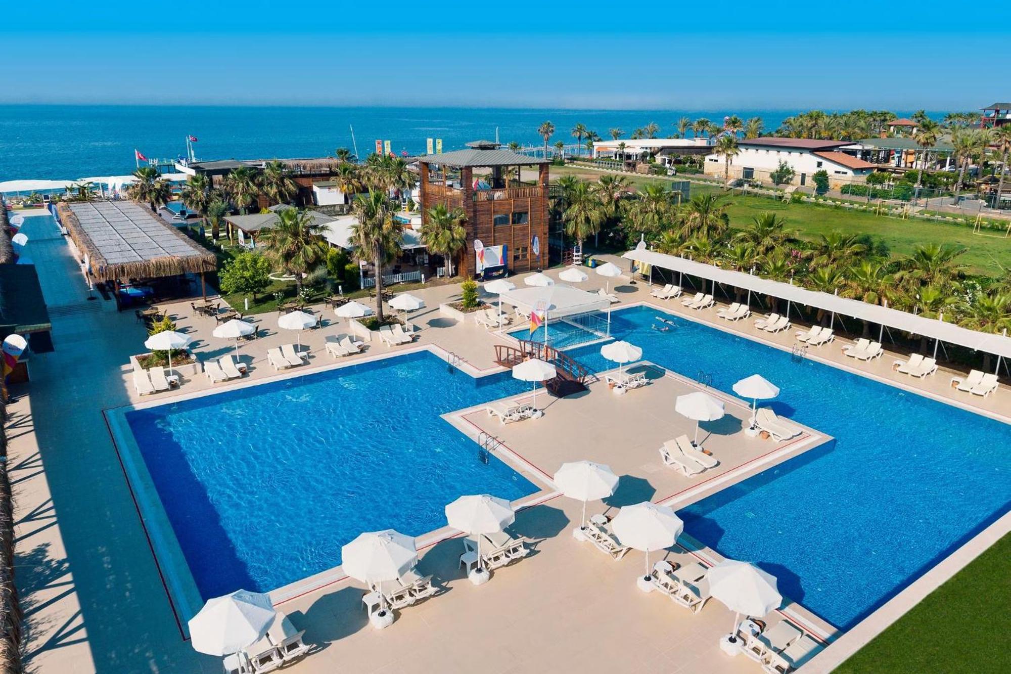 Armas Life Belek Hotel Екстериор снимка